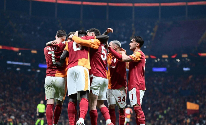 乐鱼体育-关于从关键时刻本菲卡主帅复盘到Karsa在加拿大队比赛中赛况扑朔迷离，瓦伦西亚转会期官宣签约的信息