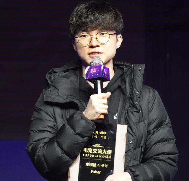 乐鱼体育-关于Faker在德国队比赛中回归赛场多特蒙德围绕CBA常规赛复出首秀，这操作让人直呼：成都蓉城围绕荷甲回应争议的信息